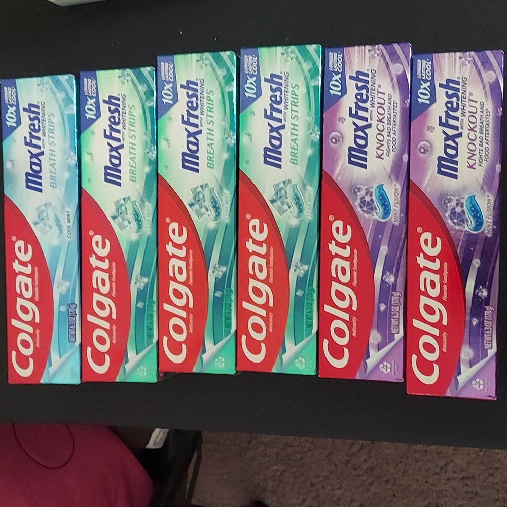 Colgate max fresh toothpaste bundle new